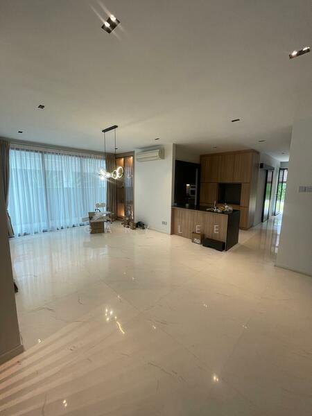 185 Meyer Road Near NEW Reno Semi D Nice Field 8 rooms Mansion, Meyer Road, 6 Bedrooms, 4,000 sqft, Semi-Detached House For Rent, by Gary Lee, 25484311 - PropertyGuru.com.sg