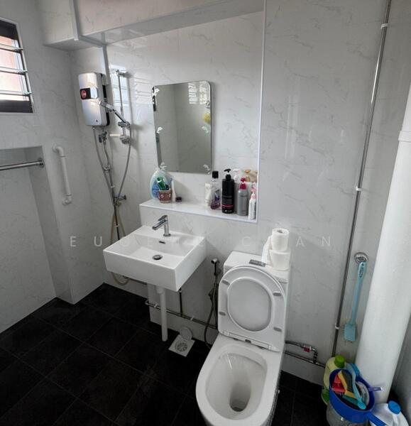 For Rent - 230J Tampines Street 21