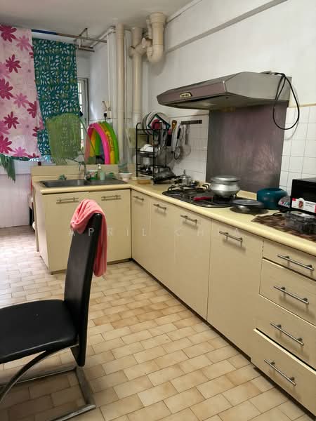 534 Bedok North Street 3, 534 Bedok North Street 3, 2 Bedrooms, 700 sqft, HDB Flat For Rent, by April Chia, 25484461 - PropertyGuru.com.sg