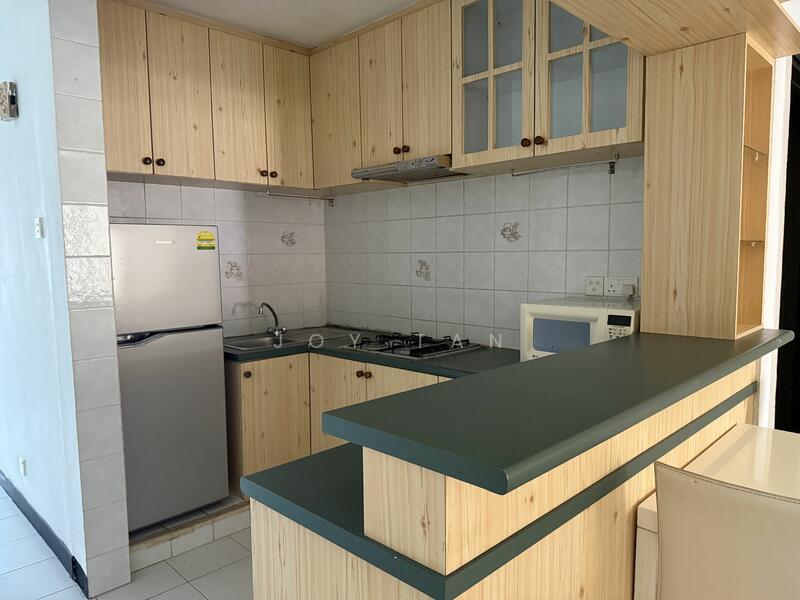 Open concept kitchen 