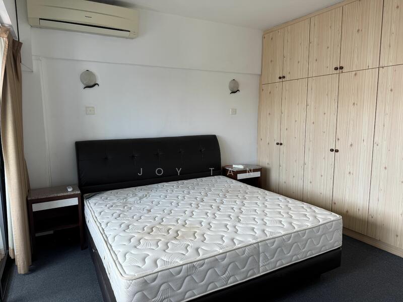 For Sale - The Centrepoint