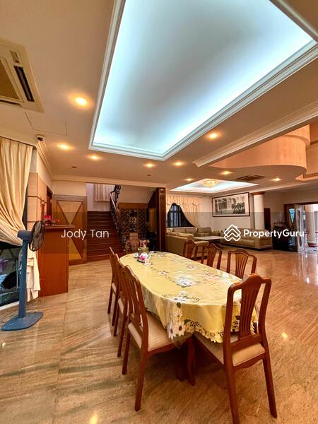 For Sale - Beautiful Bungalow At Kew Estate Close To Mrt