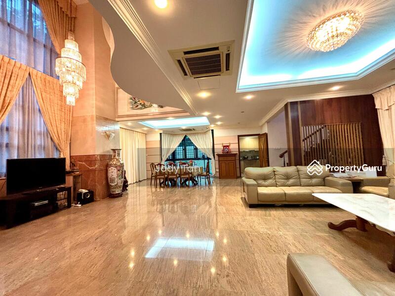 For Sale - Beautiful Bungalow At Kew Estate Close To Mrt