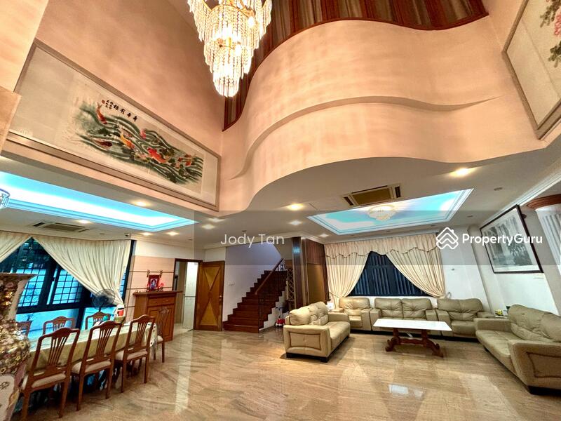 For Sale - Beautiful Bungalow At Kew Estate Close To Mrt