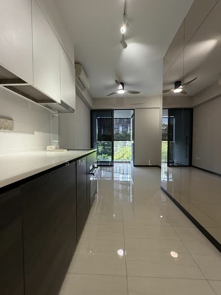 Sims Urban Oasis, 2 Sims Drive, 2 Bedrooms, 624 sqft, Condominium For Rent, by Desmond Lee, 25485236 - PropertyGuru.com.sg