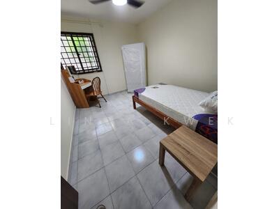 For Rent - 134 Bedok Reservoir Road