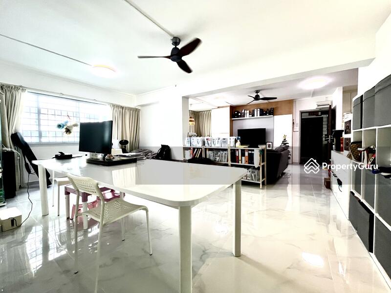 For Sale - 422 Serangoon Central