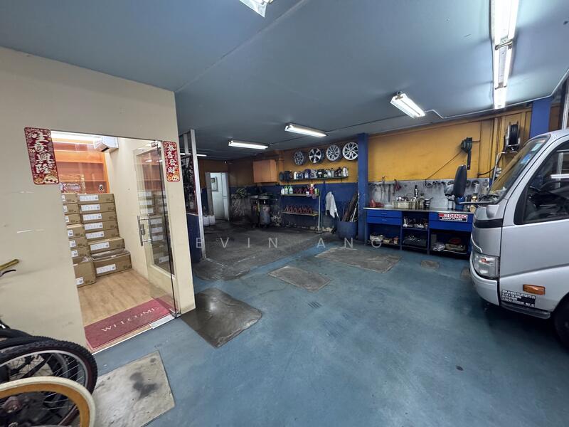 Tampines Car workshop for Takeover, Tampines St 93, 5,500 sqft, Factory / Workshop (B2) For Rent, by Kevin Ang, 25486061 - CommercialGuru.com.sg