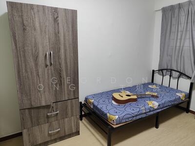 For Rent - 329 Jurong East Avenue 1