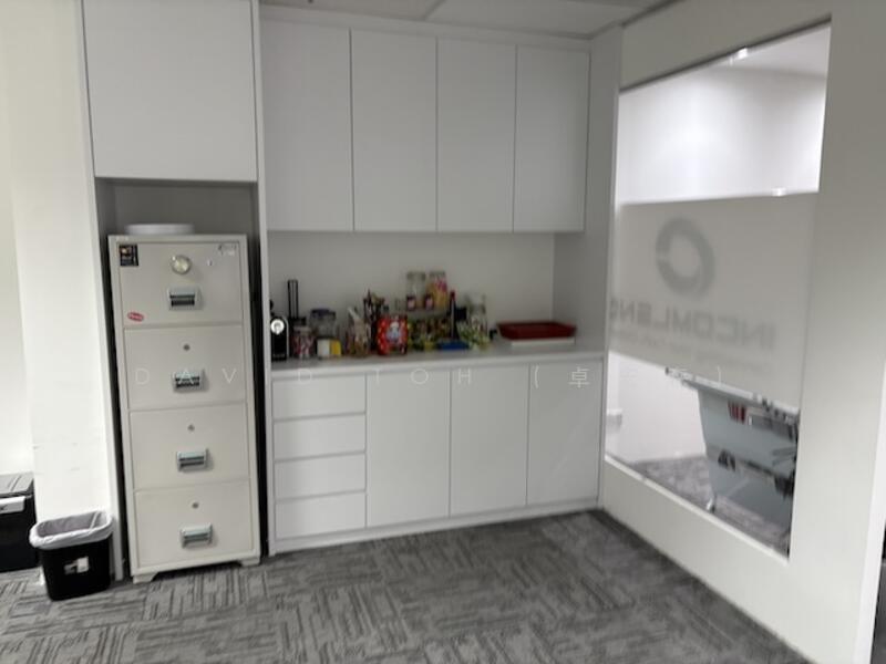 Good Layout Fitted Office, Raffles Place, , 2,196 sqft, Office For Rent, by David Toh (卓宏森), 25486833 - CommercialGuru.com.sg
