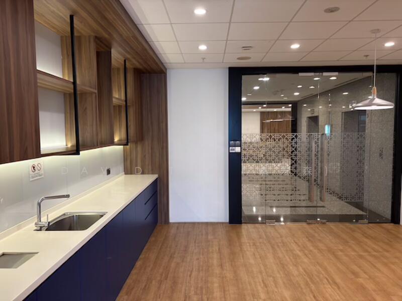 Exclusive Floor Fitted Office, Raffles Place, , 5,100 sqft, Office For Rent, by David Toh (卓宏森), 25487007 - CommercialGuru.com.sg