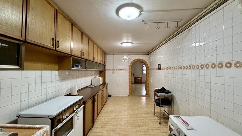 For Sale - 131 Ang Mo Kio Avenue 3