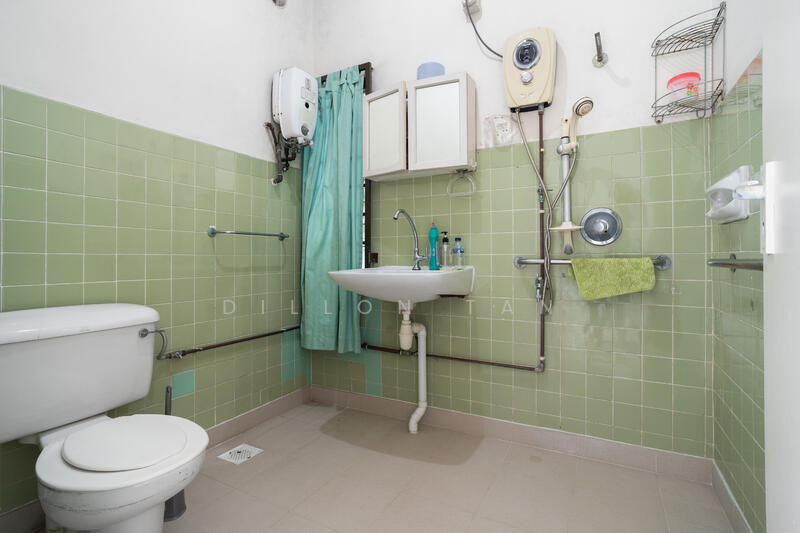 For Sale - Rare Detached House for Sale at Sunset Way