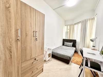 For Rent - Emerald Garden