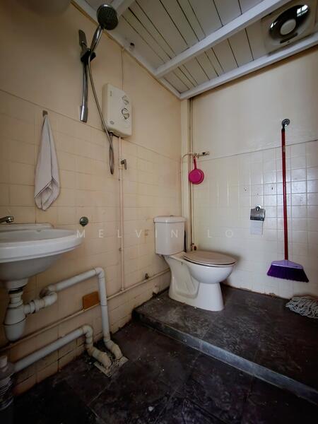 Hong Lim Complex, 531 Upper Cross Street, 517 sqft, Shop / Shophouse For Sale, by Melvin Lo, 25488040 - CommercialGuru.com.sg