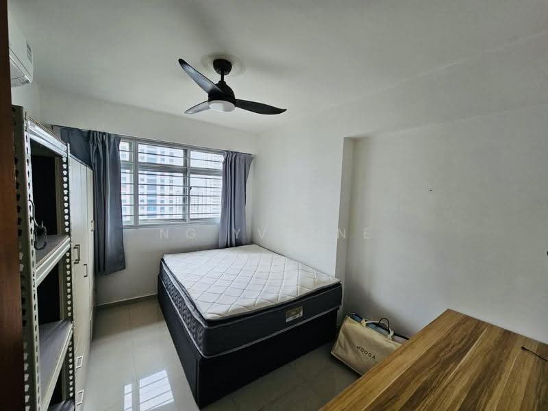 20 Teban Gardens Road, 20 Teban Gardens Road, Boon Lay / Jurong / Tuas, Room Rental, 250 sqft, HDB Flat For Rent, by Ng Yvonne, 25488828 - PropertyGuru.com.sg