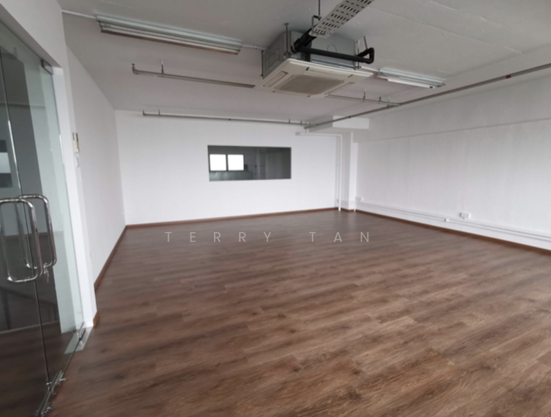 Pioneer Centre, 1 Soon Lee Street, 1,765 sqft, Factory / Workshop (B2) For Sale, by Terry Tan, 25488916 - CommercialGuru.com.sg