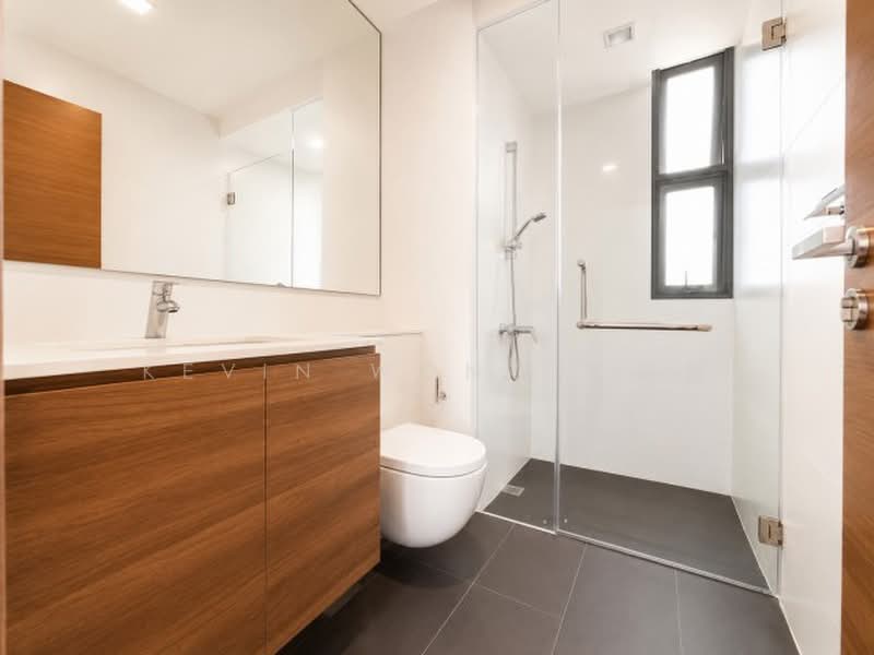 Double Bay Residences, 21 Simei Street 4, 3 Bedrooms, 1,313 sqft, Condominium For Rent, by Kevin Wong 王奕凯, 25489276 - Common Bathroom - PropertyGuru.com.sg
