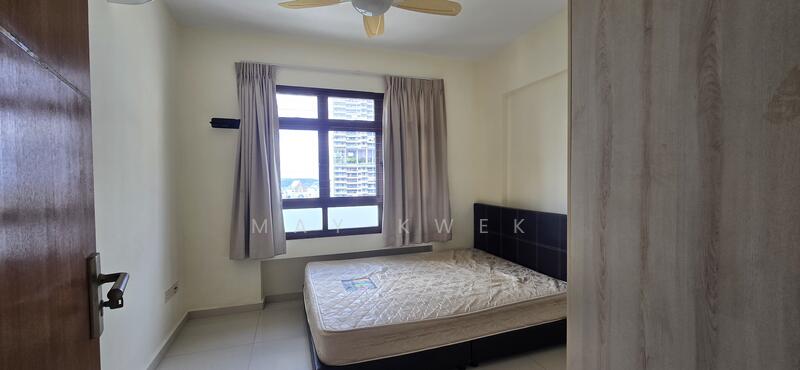 For Sale - 75C Redhill Road