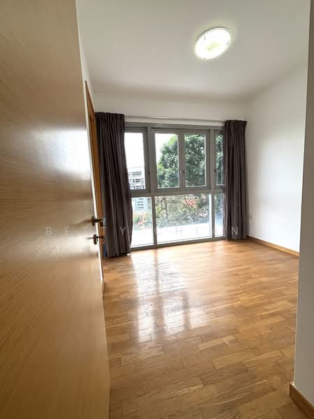 The Scala @ Lorong Chuan, 136 Serangoon Avenue 3, 2 Bedrooms, 904 sqft, Condominium For Rent, by Betty Chiang, 25489443 - Master Room - PropertyGuru.com.sg