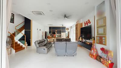 For Sale - Multigenerational Corner terr