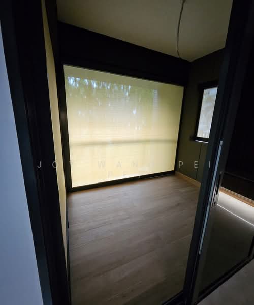 For Sale - Fyve Derbyshire