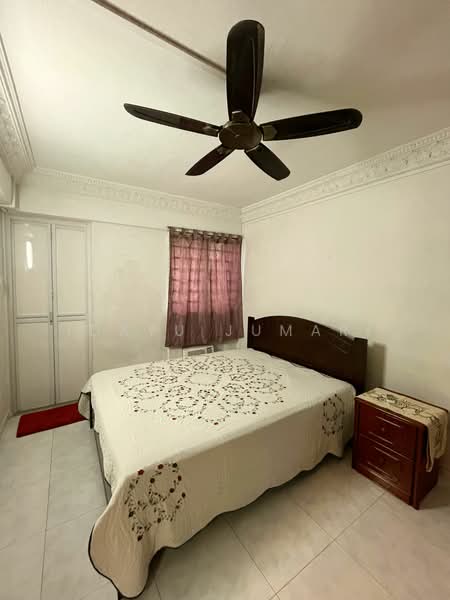 256 Bukit Batok East Avenue 4, 256 Bukit Batok East Avenue 4, 2 Bedrooms, 742 sqft, HDB Flat For Rent, by Idayu Jumari, 25490602 - PropertyGuru.com.sg