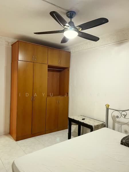 256 Bukit Batok East Avenue 4, 256 Bukit Batok East Avenue 4, 2 Bedrooms, 742 sqft, HDB Flat For Rent, by Idayu Jumari, 25490602 - PropertyGuru.com.sg