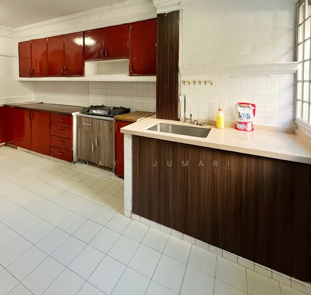 256 Bukit Batok East Avenue 4, 256 Bukit Batok East Avenue 4, 2 Bedrooms, 742 sqft, HDB Flat For Rent, by Idayu Jumari, 25490602 - PropertyGuru.com.sg