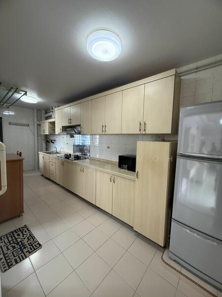 144 Lorong 2 Toa Payoh, 144 Lorong 2 Toa Payoh, 3 Bedrooms, 980 sqft, HDB Flat For Sale, by Cheryl Moh 莫楚淇, 25490745 - PropertyGuru.com.sg
