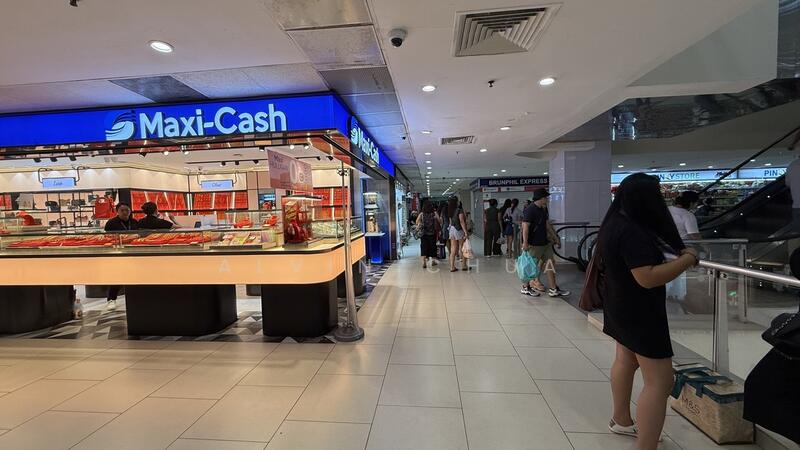 Lucky Plaza, 304 Orchard Road, 409 sqft, Mall Shop For Rent, by Alvin Chua, 25490791 - CommercialGuru.com.sg