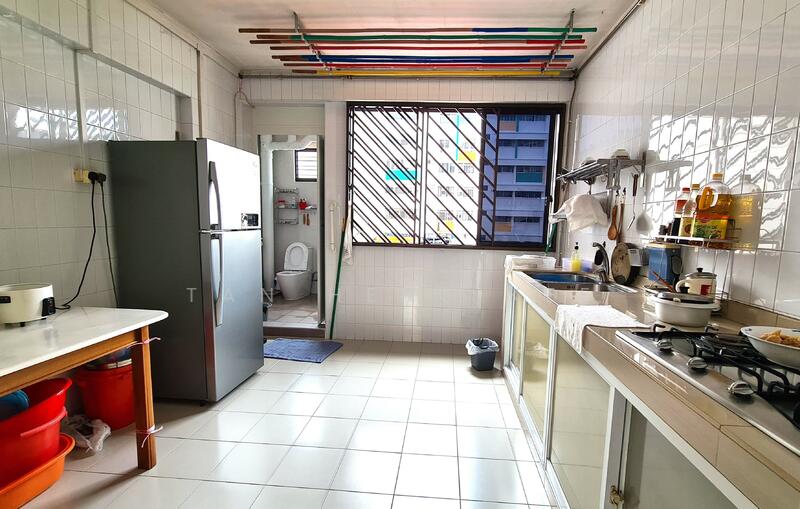 850 Yishun Street 81, 850 Yishun Street 81, Room Rental, 120 sqft, HDB Flat For Rent, by Tan Heng Kee, 25491247 - PropertyGuru.com.sg