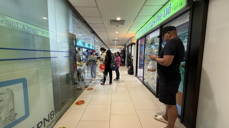 Lucky Plaza, 304 Orchard Road, 382 sqft, Mall Shop For Rent, by Alvin Chua, 25491282 - CommercialGuru.com.sg