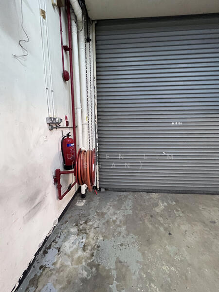 Henderson Industrial Park, CHEAP! Ground floor @ $2psf. Where to find!, 4,300 sqft, Light Industrial (B1) For Rent, by Pauleen Lim, 25491692 - CommercialGuru.com.sg