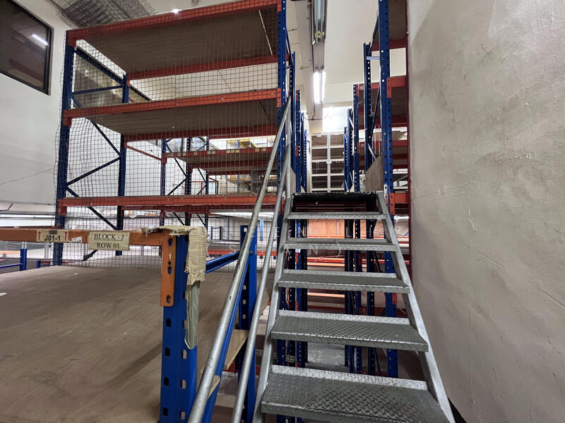 Henderson Industrial Park, CHEAP! Ground floor @ $2psf. Where to find!, 4,300 sqft, Light Industrial (B1) For Rent, by Pauleen Lim, 25491692 - CommercialGuru.com.sg