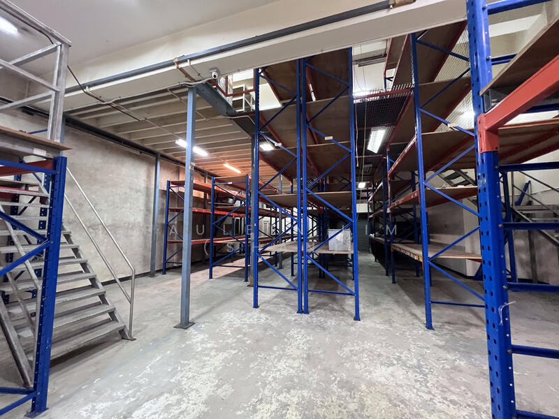 Henderson Industrial Park, CHEAP! Ground floor @ $2psf. Where to find!, 4,300 sqft, Light Industrial (B1) For Rent, by Pauleen Lim, 25491692 - CommercialGuru.com.sg