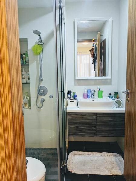 RV Edge, 2 Shanghai Road, Tanglin / Holland / Bukit Timah, 1 Bedroom, 369 sqft, Condominium For Rent, by Joelynn Koh Jiac Yun, 25491696 - PropertyGuru.com.sg