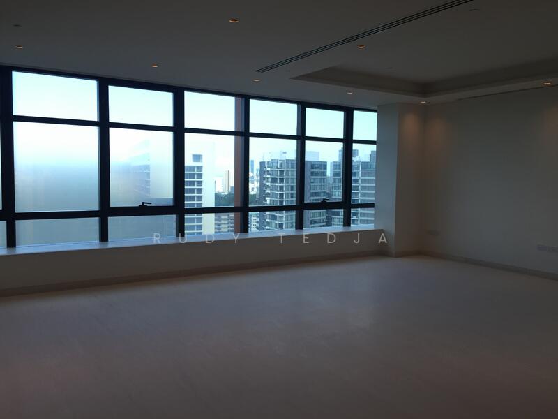 squarish living area