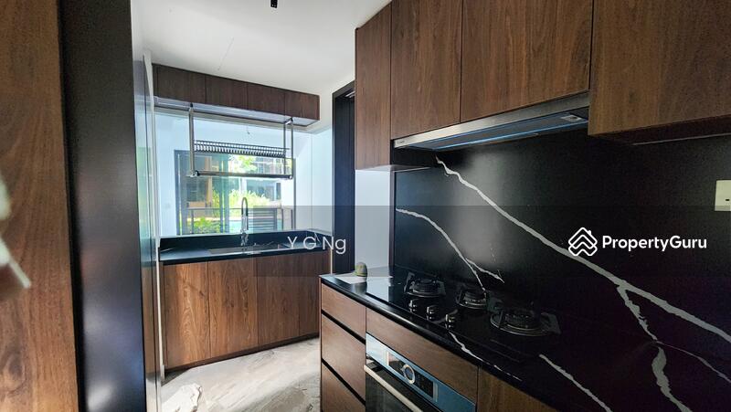 For Rent - The Commodore