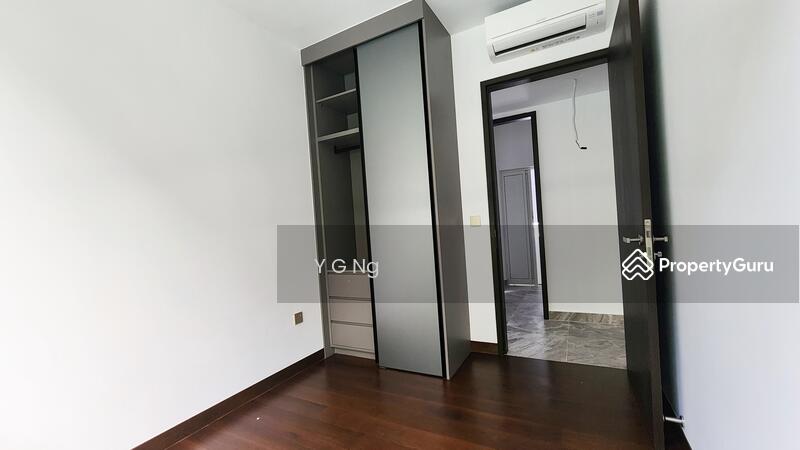 For Rent - The Commodore
