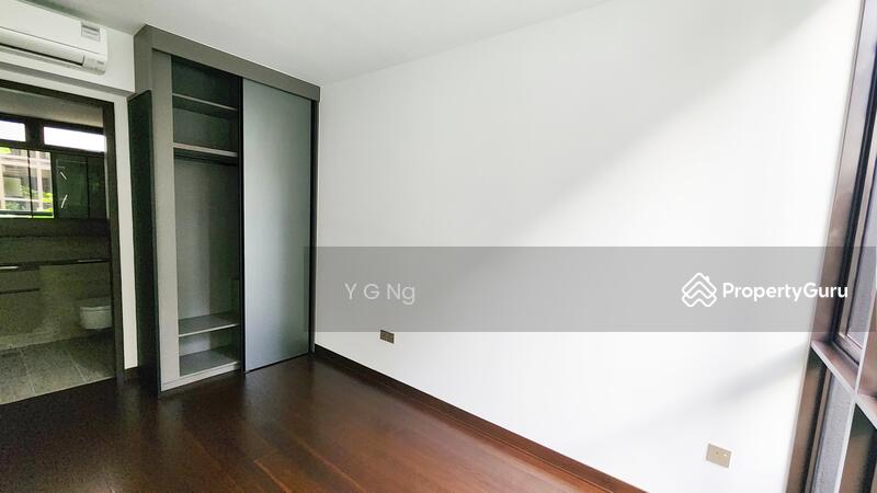 For Rent - The Commodore