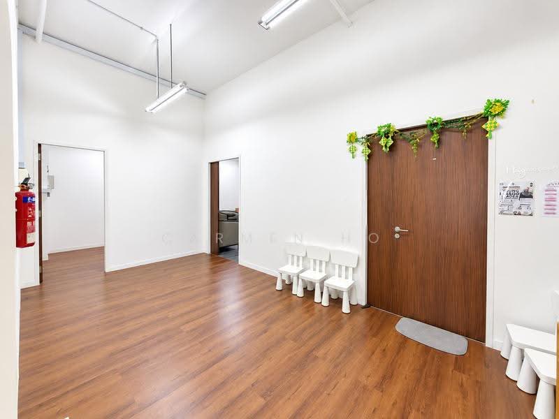 Woodlands 11, 11 Woodlands Close, Admiralty / Woodlands, 550 sqft, Light Industrial (B1) For Rent, by Carmen Ho, 25492841 - CommercialGuru.com.sg