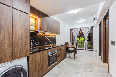 For Sale - The Commodore