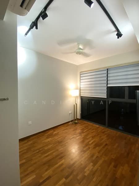 Twin Fountains, 17 Woodlands Avenue 6, 1 Bedroom, 350 sqft, Executive Condominium For Rent, by Candice Yap, 25493091 - PropertyGuru.com.sg