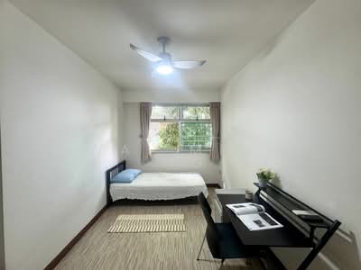 For Rent - 18D Holland Drive