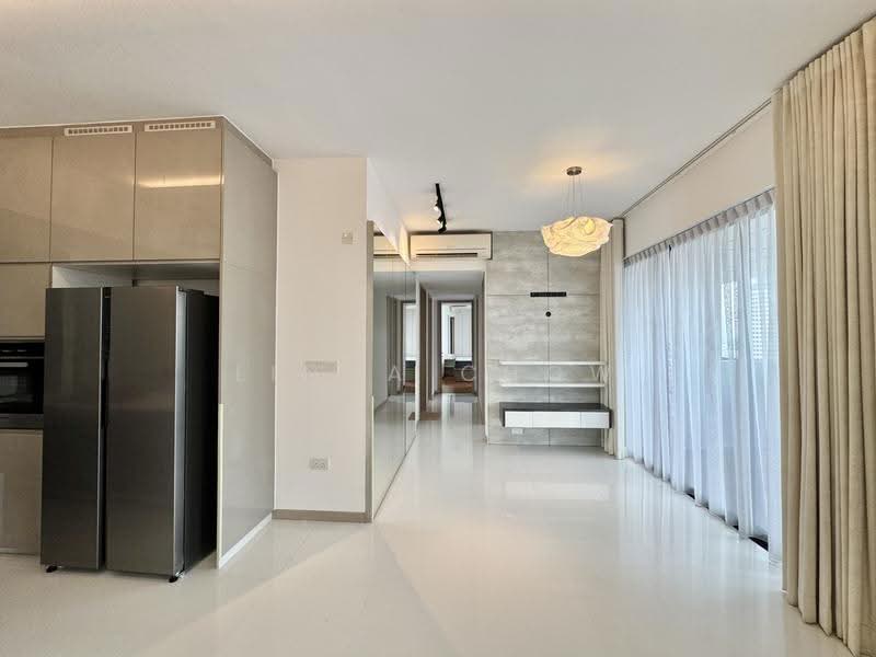 J Gateway, Boon Lay / Jurong / Tuas, 4 Bedrooms, 1,206 sqft, Condominium For Rent, by Linda Chow, 25493725 - Living Room - PropertyGuru.com.sg