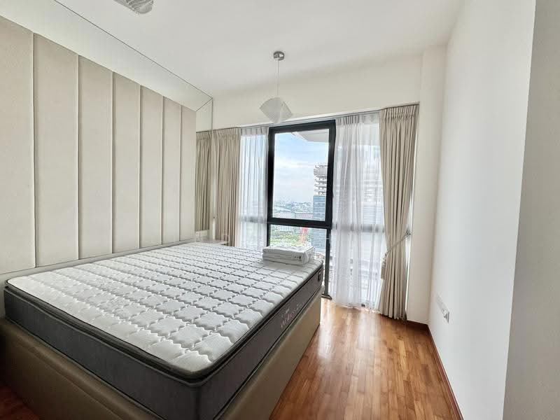 J Gateway, Boon Lay / Jurong / Tuas, 4 Bedrooms, 1,206 sqft, Condominium For Rent, by Linda Chow, 25493725 - Bedroom - PropertyGuru.com.sg