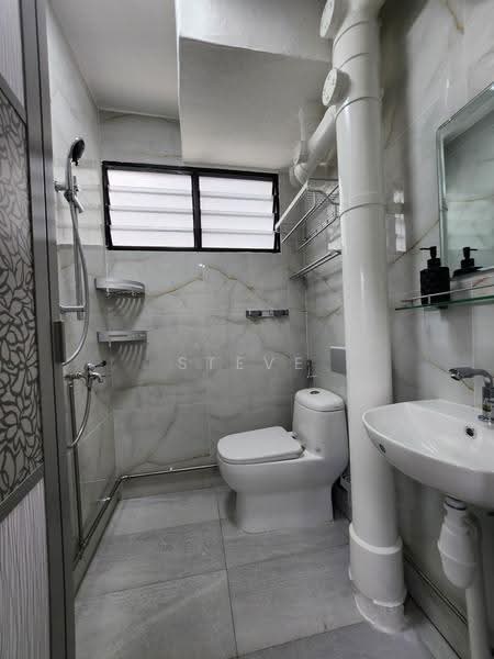 631 Ang Mo Kio Avenue 4, 631 Ang Mo Kio Avenue 4, Ang Mo Kio / Bishan / Thomson, Studio, 190 sqft, HDB Flat For Rent, by Steve Voon, 25493942 - Bathroom - PropertyGuru.com.sg