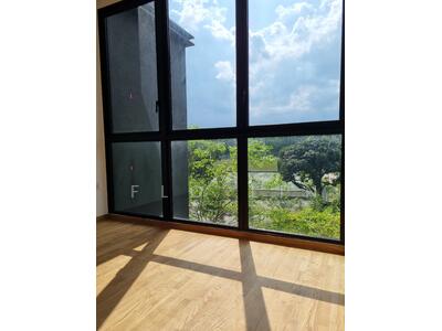 For Sale - Park Colonial