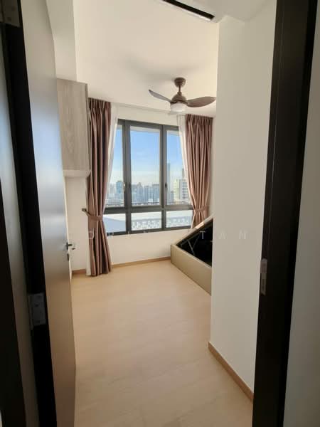 Irwell Hill Residences, 2 Irwell Hill, 2 Bedrooms, 657 sqft, Condominium For Rent, by Corina Tan, 25495652 - PropertyGuru.com.sg